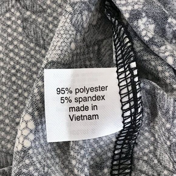 Lane Bryant Floral Faux Wrap Blouse Women's Plus Size 18/20 Surplice Career - Picture 10 of 11